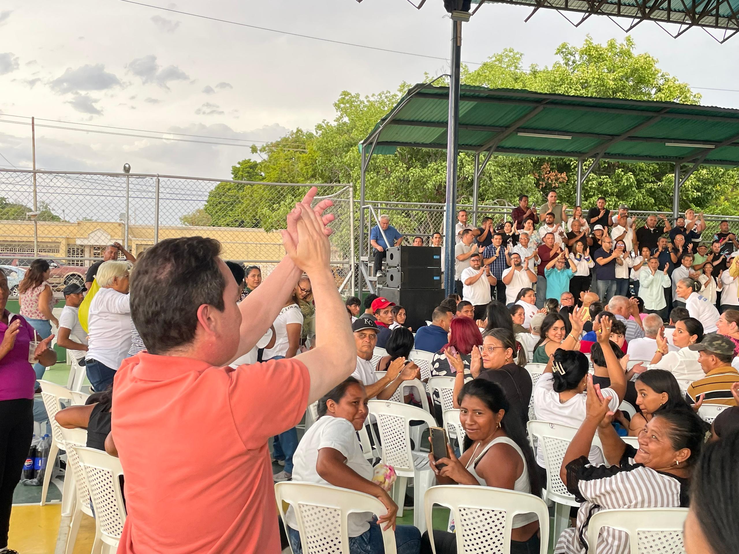 Líderes y simpatizantes del partido Unión y Cambio homenajearon en Maracaibo a militantes excarcelados