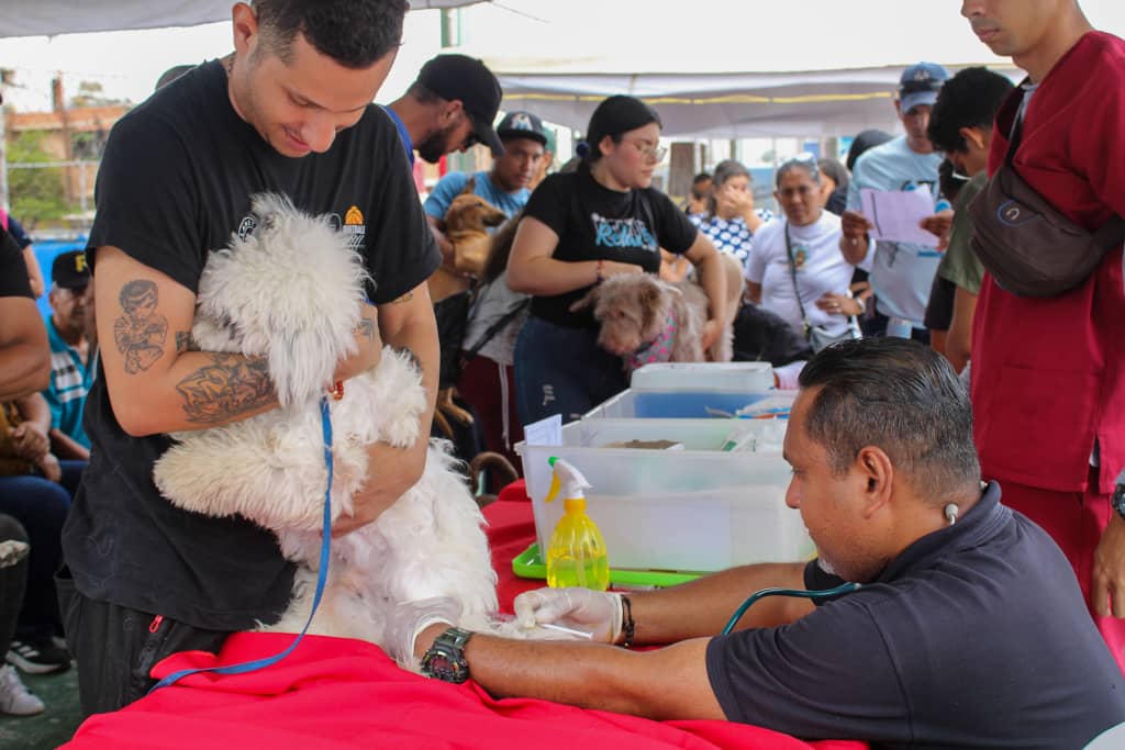Más de mil familias se beneficiaron con megajornada integral de la Alcaldía de Maracaibo