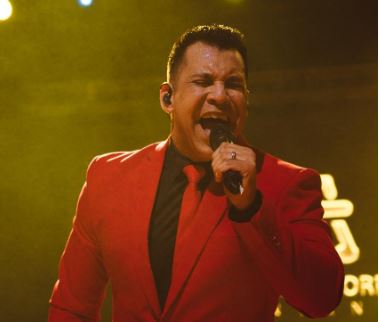 Aldemar Torres lanza su nuevo sencillo "Es el momento"