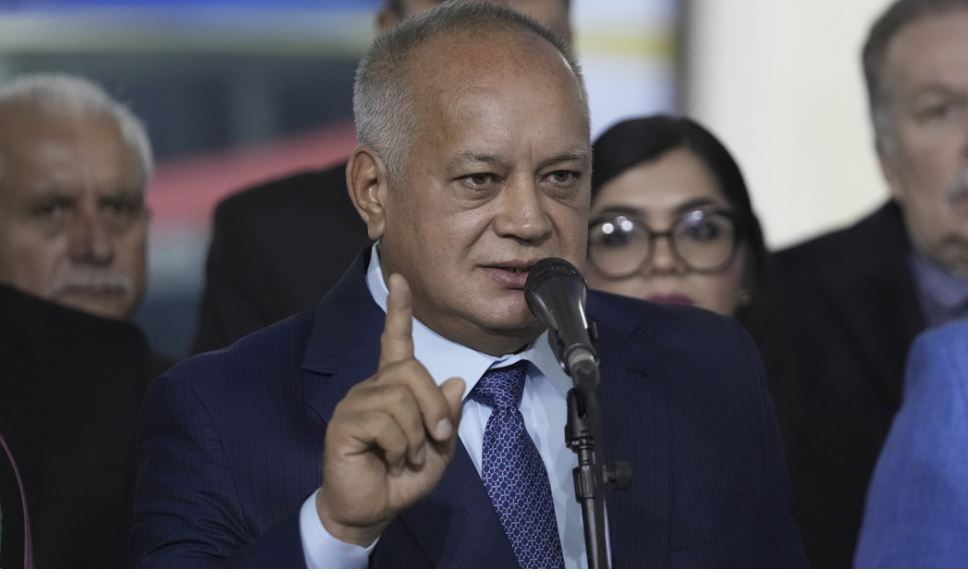 "Maduro dijo que nos preparemos para la transición, a la lucha armada": Diosdado Cabello