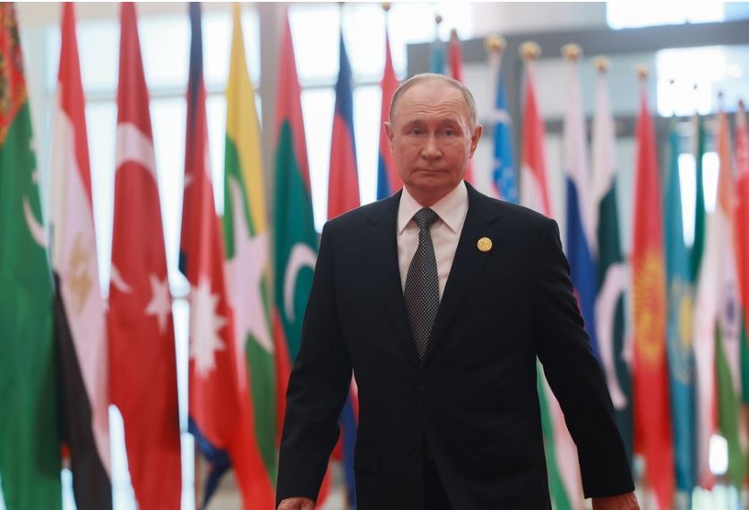 Vladímir Putin se reúne con el presidente iraní