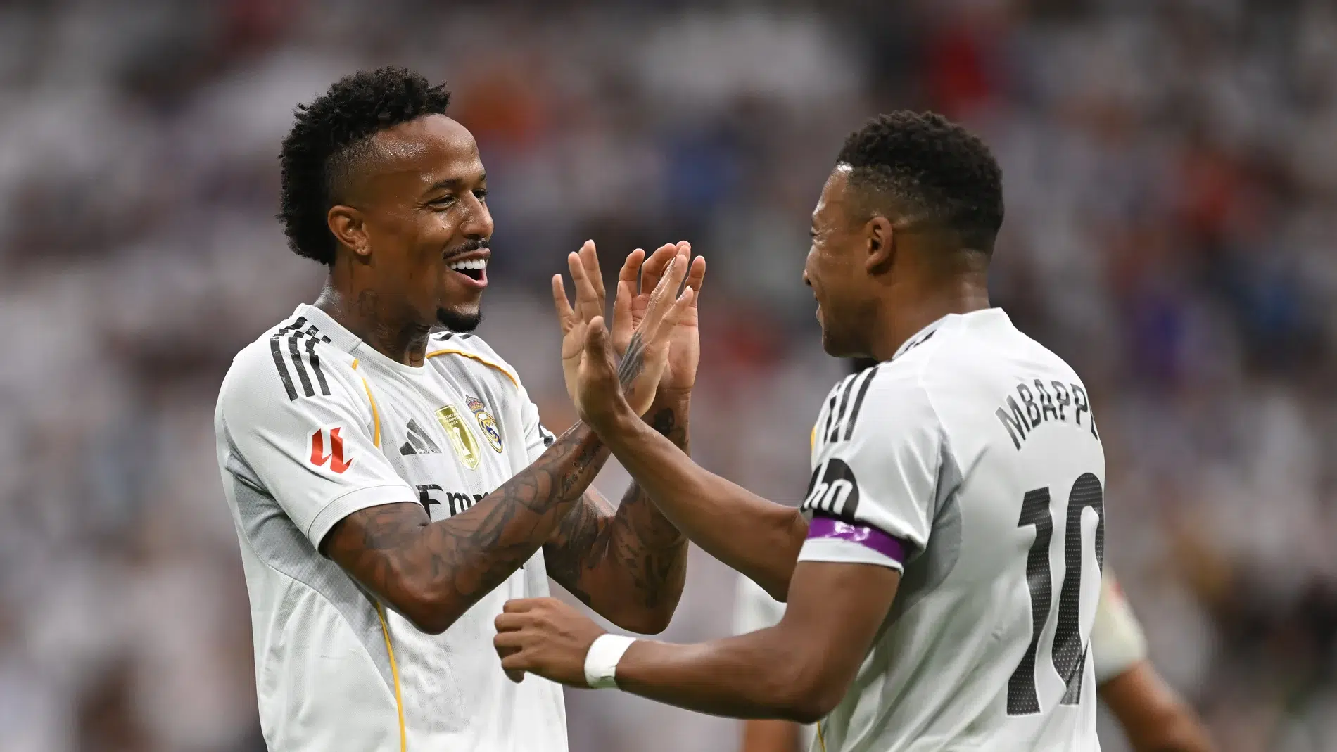 Real Madrid vence al Espanyol y mantiene su invicto en LaLiga