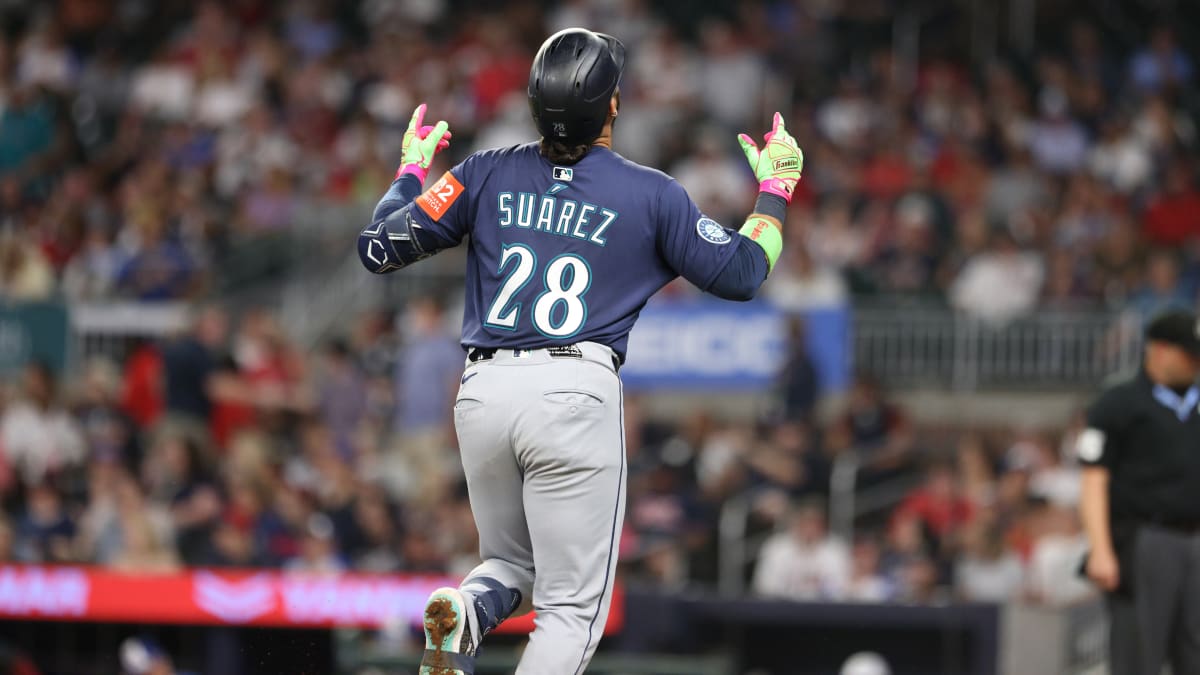 Eugenio Suárez llega a 43 jonrones en victoria de Marineros sobre Bravos