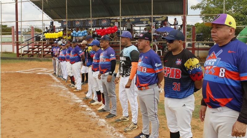 Árbitros internacionales dirigirán la final de softbol CPBEZ-CPNB en torneo Glorias Deportivas Zulia
