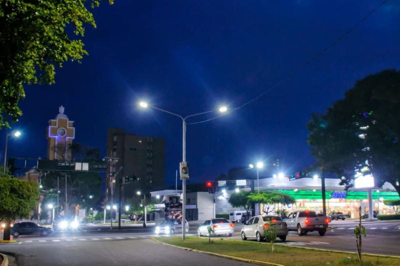 Maracaibo se Ilumina: Gobernación inicia el Plan de 100 km en 100 días de gestión