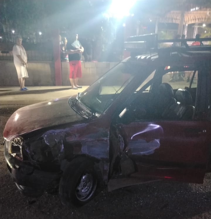 Choque de carros dejó dos heridos en Ciudad del Sol, San Francisco