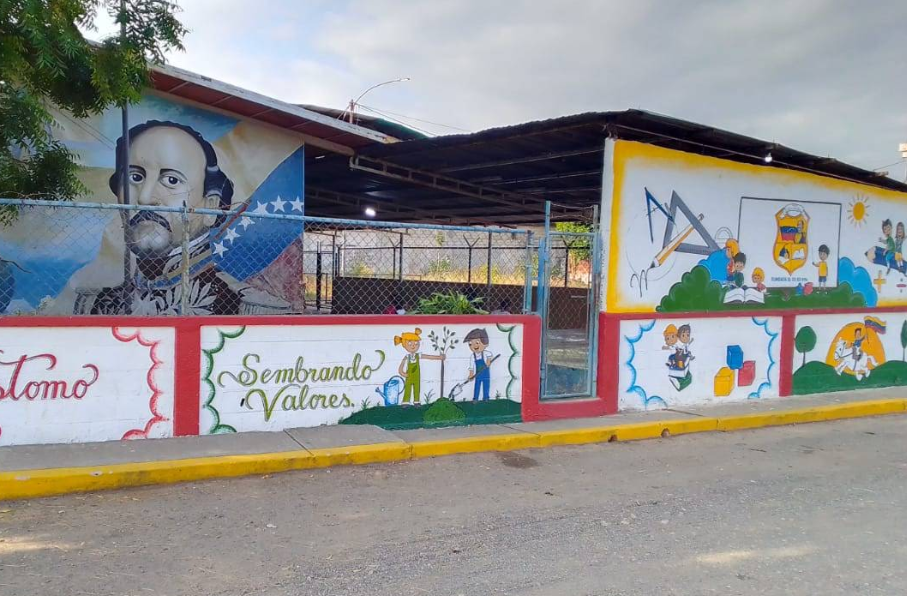 Un perfume intoxicó a nueve niños de un colegio en Integración Comunal