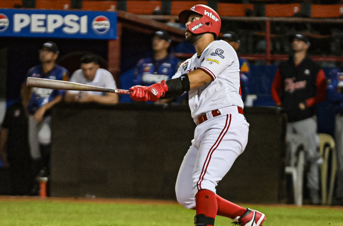 Cardenales remonta ante Tigres en Barquisimeto