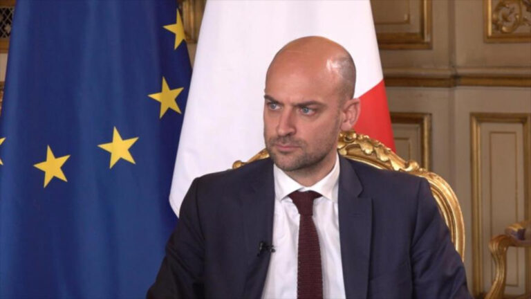 Francia expresa preocupación por operaciones militares en el Caribe