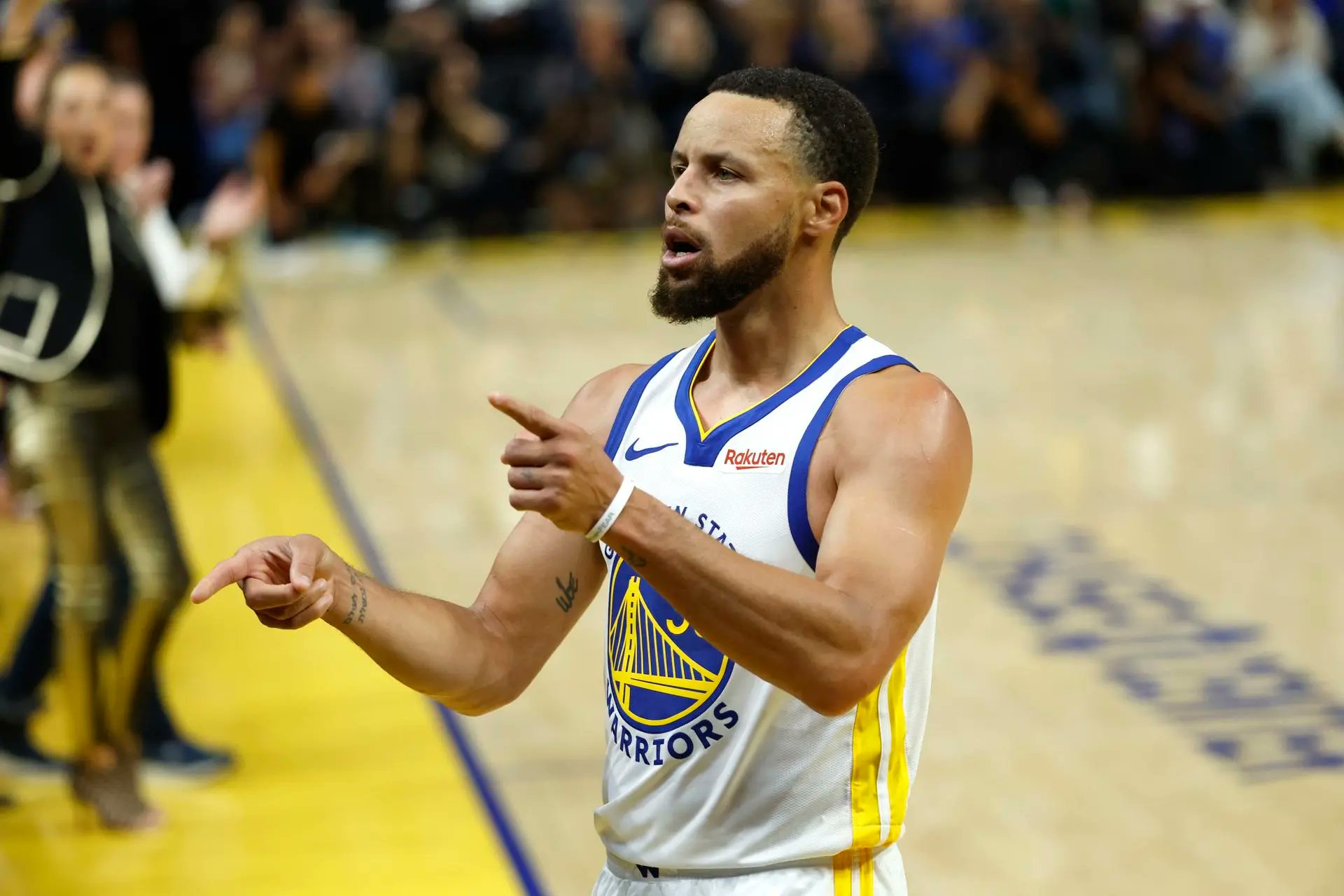 Steph Curry rompe su colaboración con Under Armour