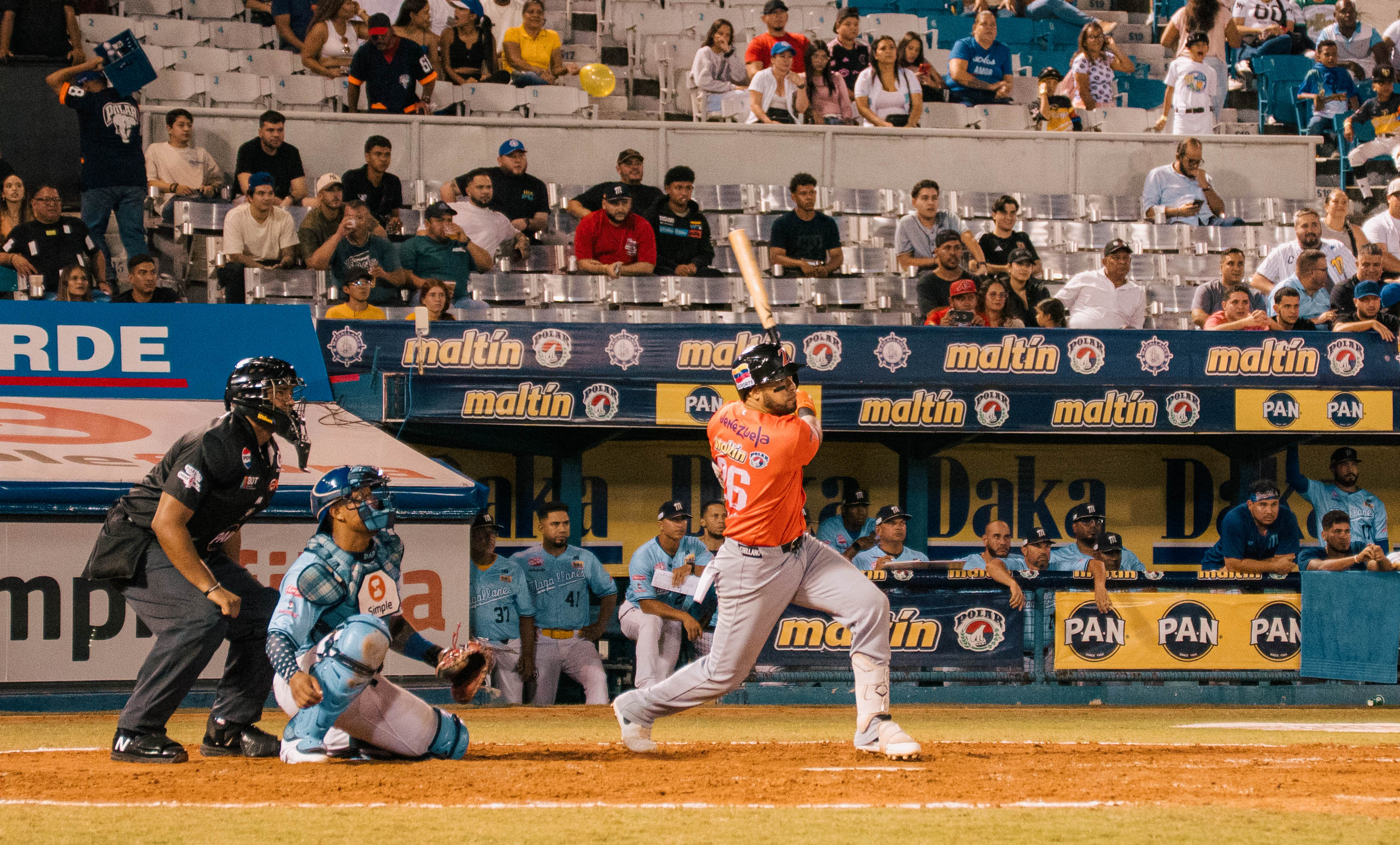 Águilas vuelve a la capital para medirse ante Leones