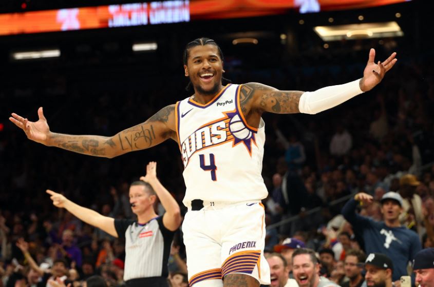 Suns vencen a Clippers y suman su cuarta victoria en casa
