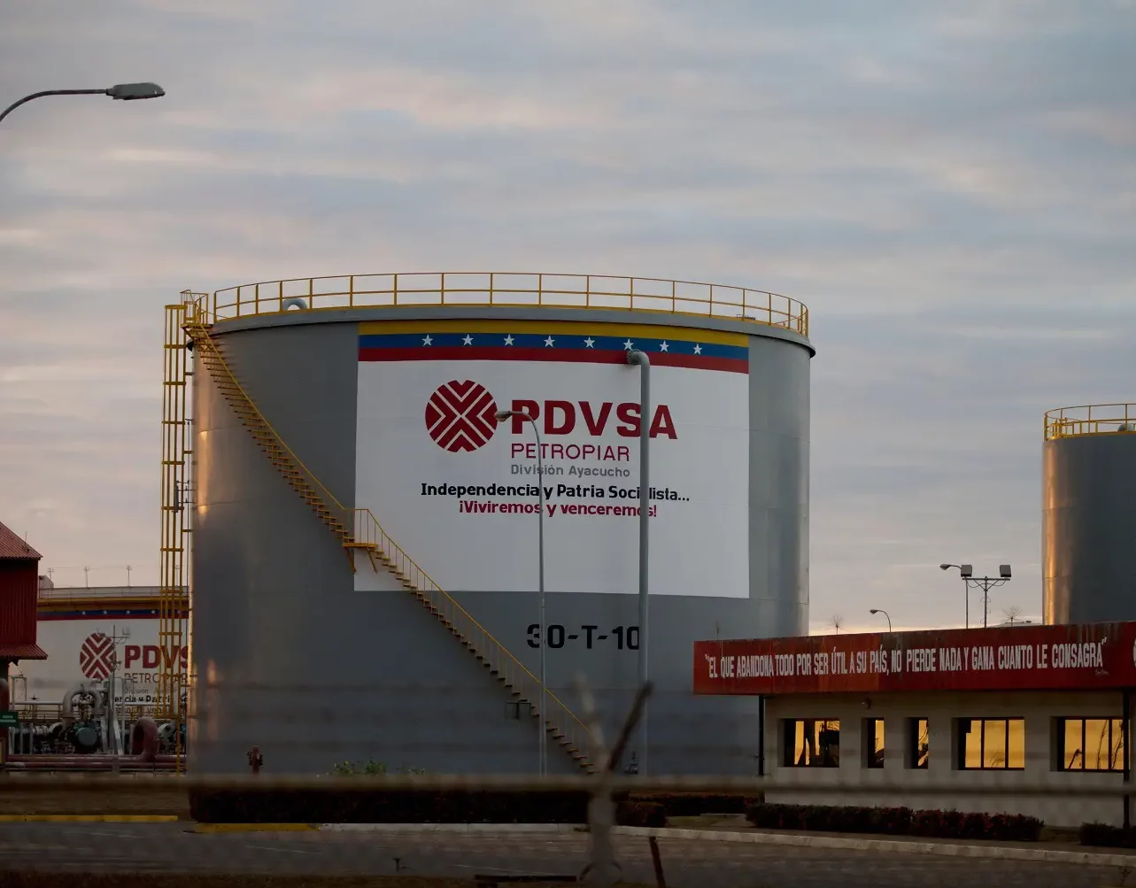 Pdvsa anunció haber alcanzado la cifra de 1.2 millones de barriles diarios