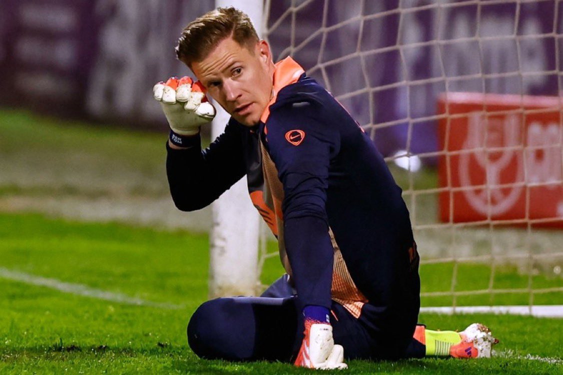 Alarma en Barcelona: Ter Stegen deja la Supercopa y regresa lesionado
