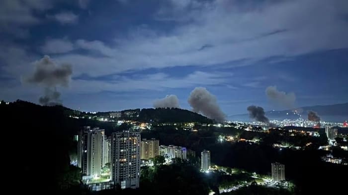 Ofensiva militar: Incursiones aéreas y detonaciones en instalaciones de Caracas