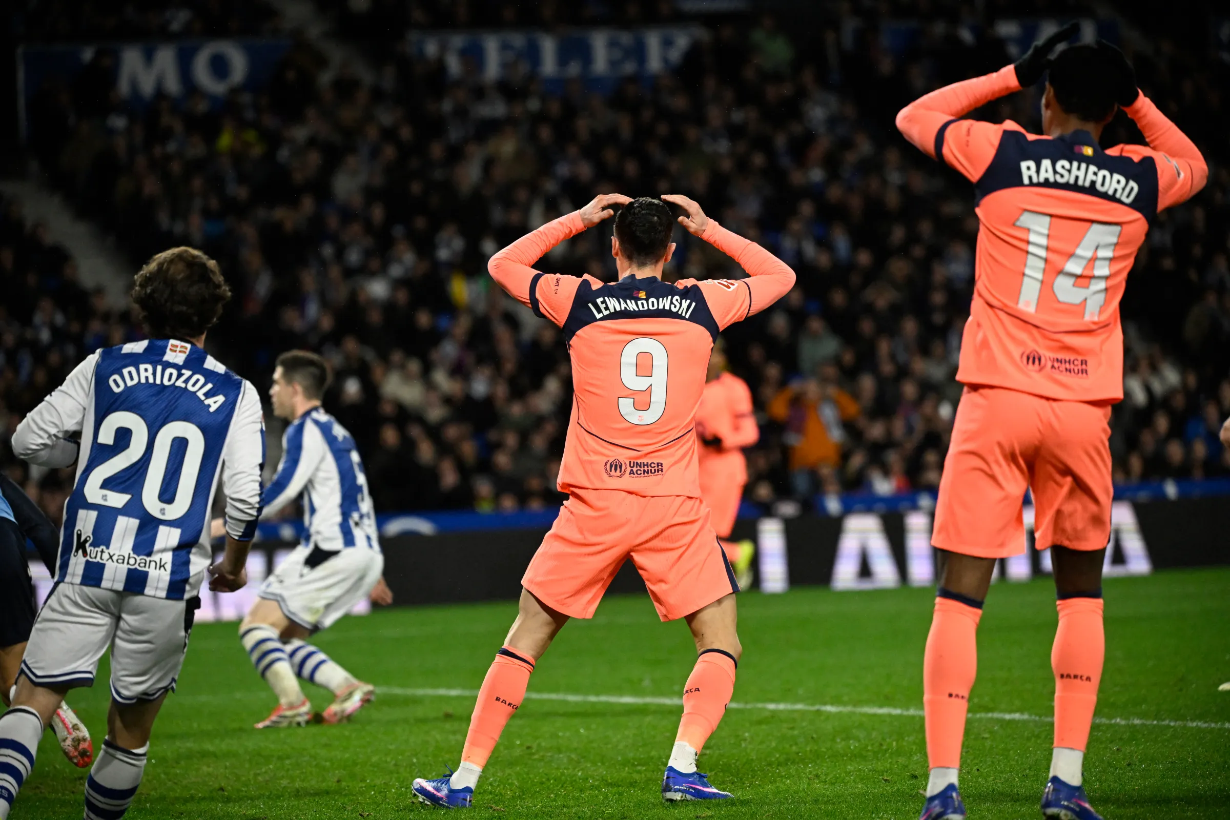 Real Sociedad acabó con la racha victoriosa del Barcelona en Anoeta