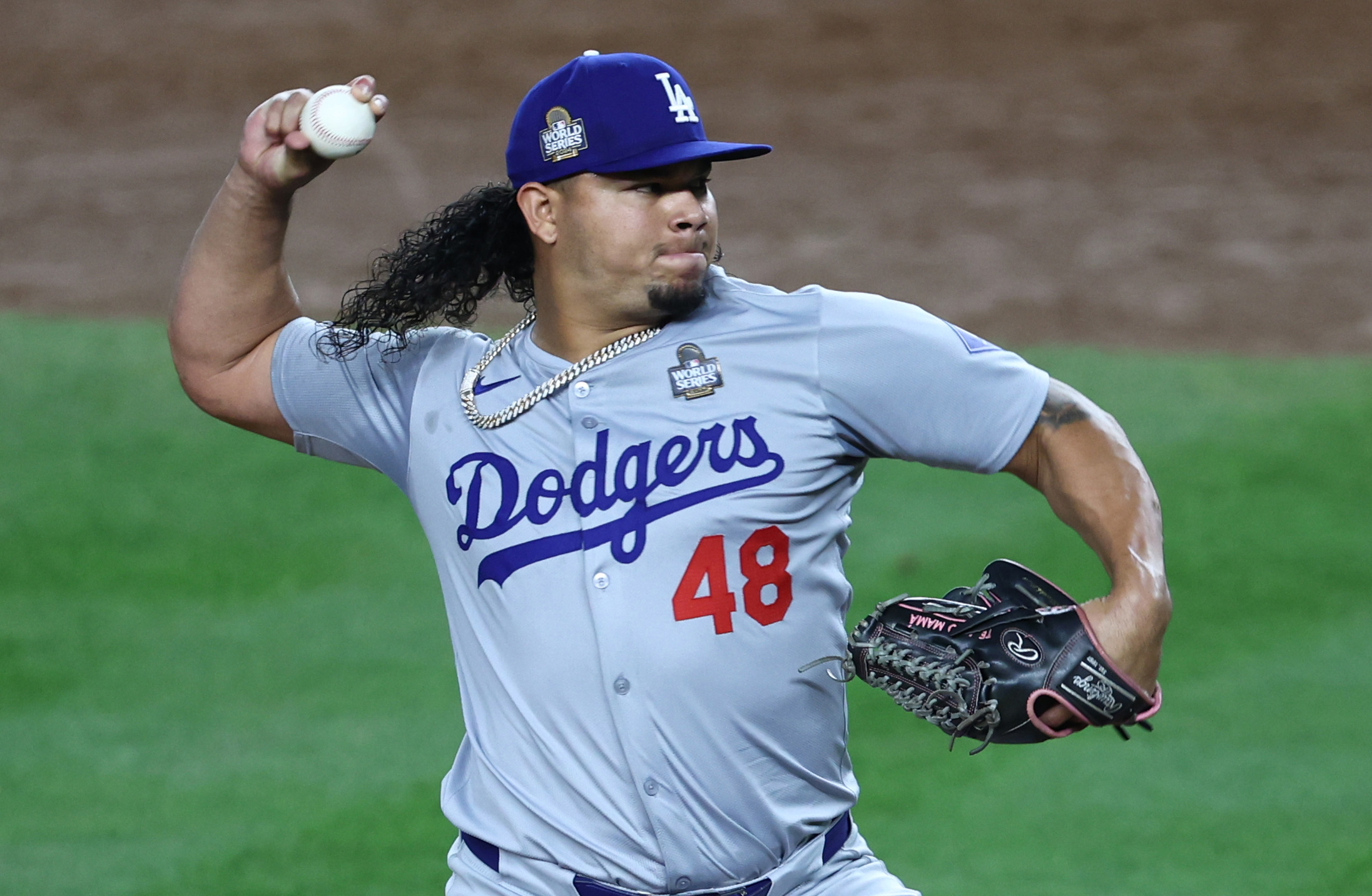 Brusdar Graterol se perderá el inicio de la temporada con los Dodgers por su lesión de hombro