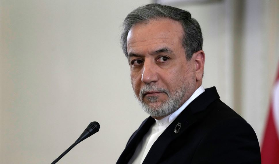 Irán atacará bases de EEUU en Oriente Medio si sufre una agresión