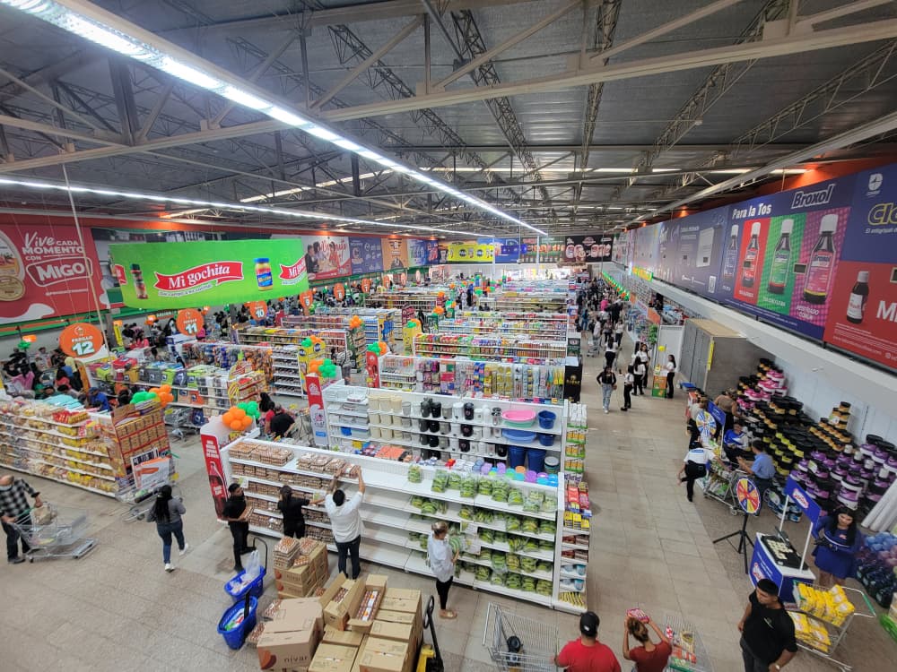 Farmavenezuela; la multitienda más grande del Zulia ahora en San Jacinto
