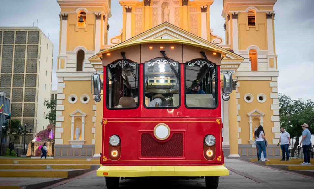Ruta de los Siete Templos en Semana Santa podrán hacerlo en Tranvía maracuchos y turistas