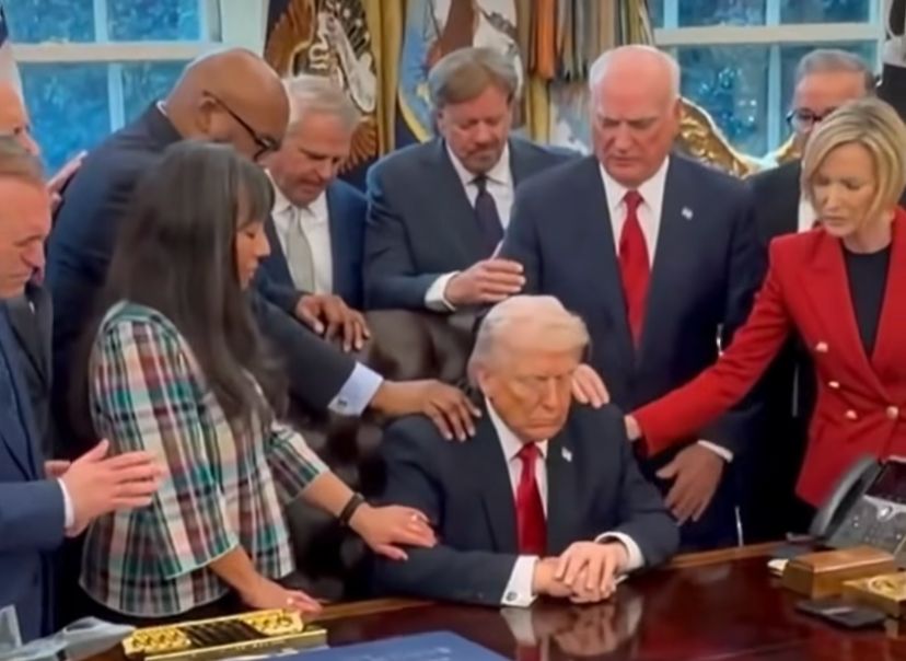 Pastores oraron por Trump en el Despacho Oval de la Casa Blanca