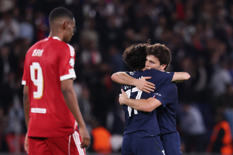 PSG exhibe casta de campeón y pone contra las cuerdas al Liverpool