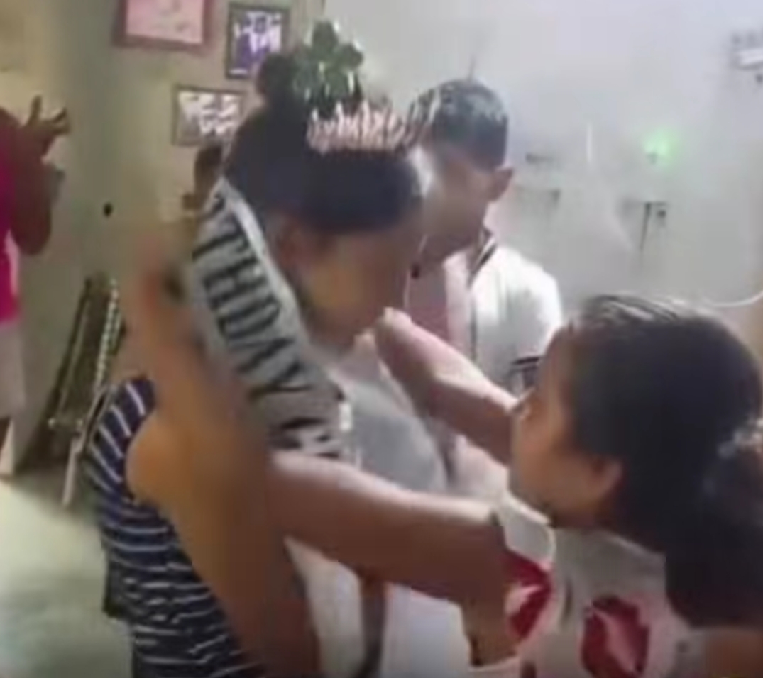 Esta quinceañera es millonaria y todavía no lo sabe: Una celebración inundada de AMOR