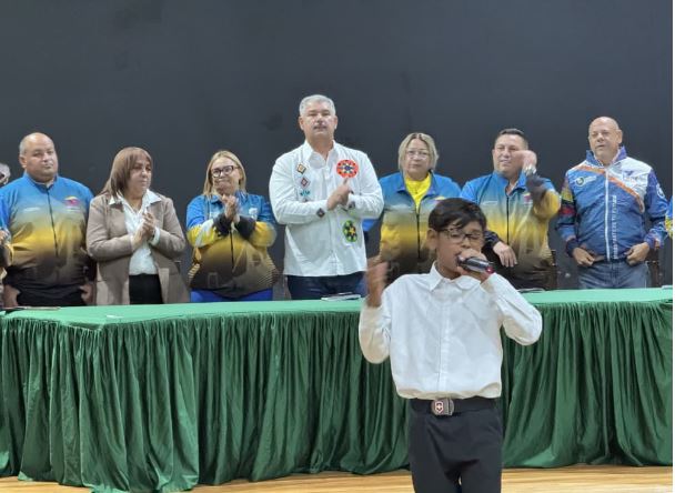 Gobernador Luis Caldera realizó encuentro para la consolidación de los planteles educativos