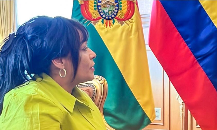 Bolivia expulsó a embajadora de Colombia tras polémicas declaraciones de Petro