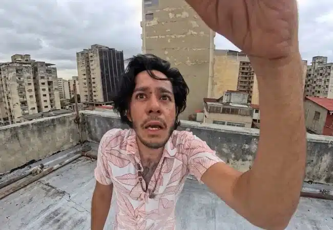 El "Titanic" del litoral: DJ Caribano desafió al terremoto aferrado a su consola y a su propósito