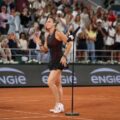 Sabalenka sigue firme y avanza a cuartos de final en Roland Garros