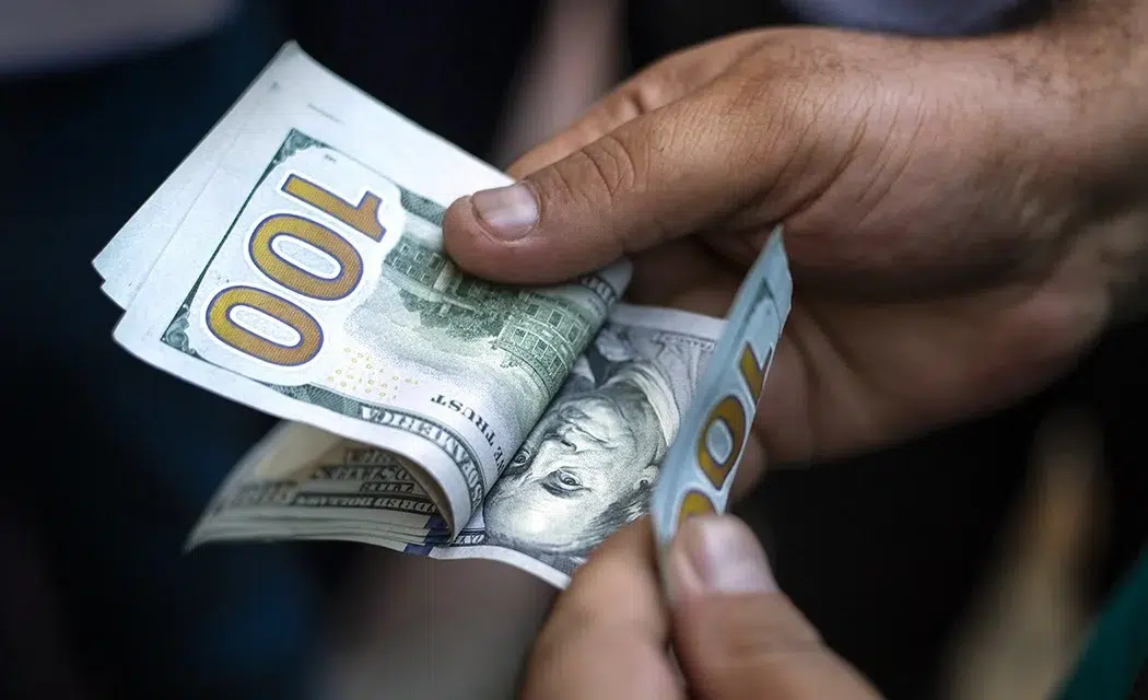 El dólar del BCV supera los 600 bolívares