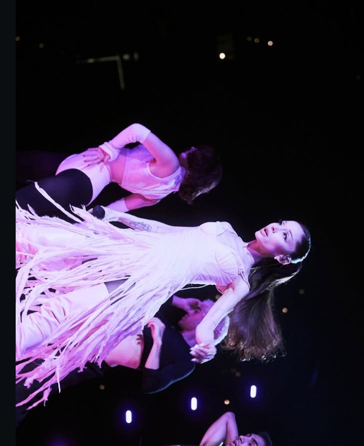 Ariana Grande regresa con su gira "The Eternal Sunshine Tour"