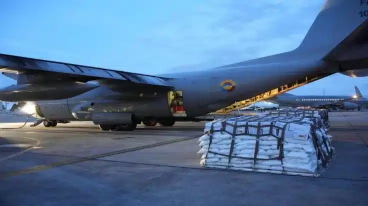 Colombia envía tercer vuelo con ayuda humanitaria a Venezuela