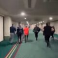 Así fue el maratón que Noel Schajris hizo pasar a sus asistentes tras subir al segundo piso del Palacio de Eventos