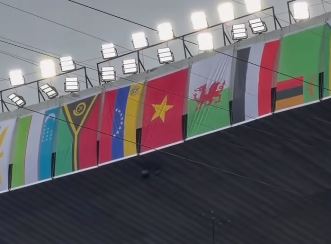 La bandera de Venezuela ondea hoy en el histórico Estadio Azteca