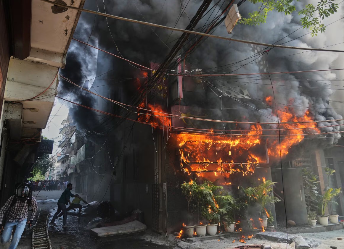 Incendio en hotel en la India dejó al menos 21 muertos y más de 40 heridos  