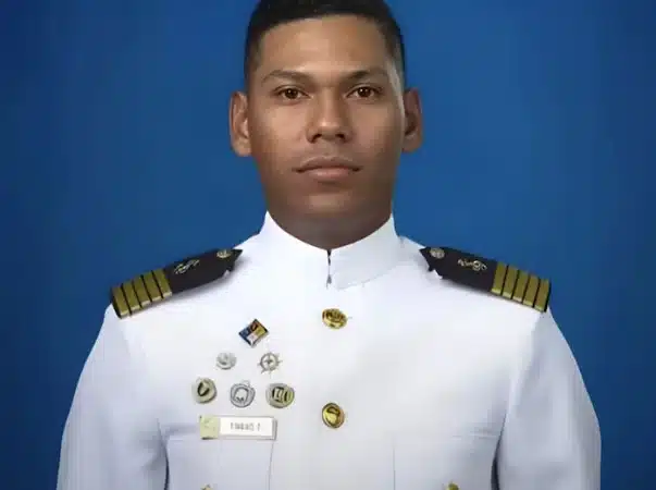 Muere en extrañas circunstancias cadete venezolano en su primer viaje internacional en buque a Sicilia: Su familia exige investigar la causas y repatriar el cuerpo