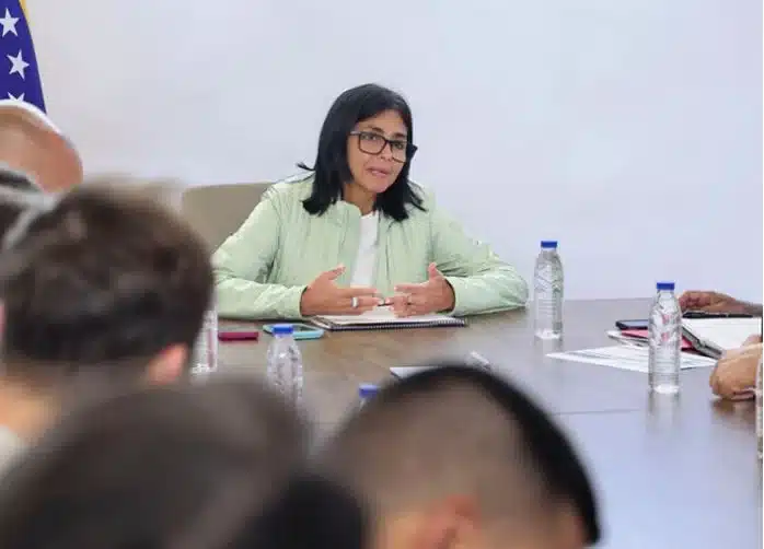 "Las clases quedan suspendidas una semana más": Anunció la presidenta (E) Delcy Rodríguez