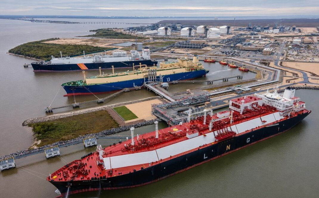 BP y Shell aceleran proyectos de gas en Venezuela como salvavidas energético para Europa: Según The Daily Journal