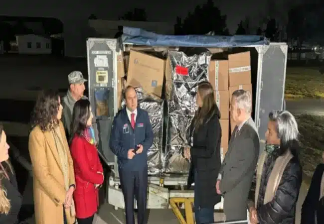Chile envía avión de la Fuerza Aérea con vacunas y medicinas esenciales para Venezuela