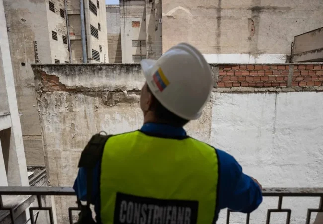 Más de 8.000 edificios en caracas bajo inspección técnica para descartar daños por los sismos