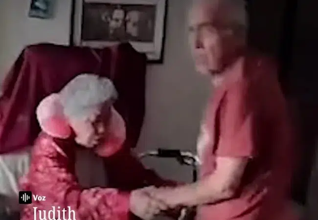 "Bueno mi amor, si llegó el final, estamos juntos": La historia detrás del conmovedor abrazo de los abuelitos Judith y Félix durante el doble terremoto