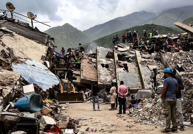 A un mes del doble terremoto: Se eleva a 5 mil 546 la cifra de fallecidos