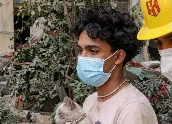 El milagro de Martina: Cómo una gata le devolvió la sonrisa a un adolescente sobreviviente de La Guaira