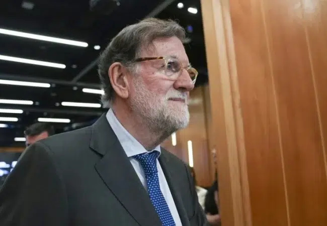 Francia califica de «absolutamente inaceptables» las declaraciones de Rajoy sobre su selección