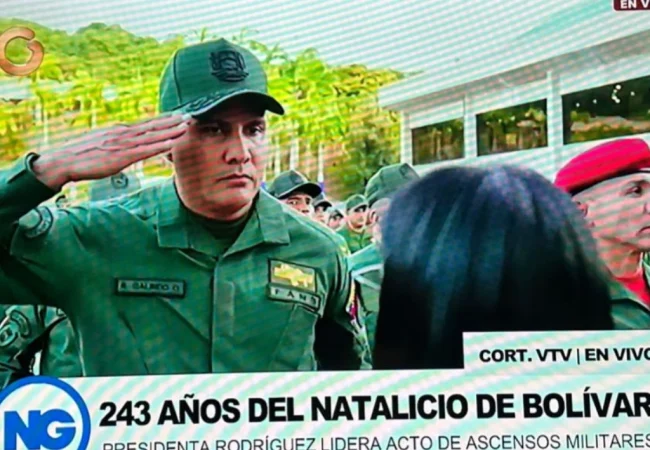 Conmemoran 243 años del natalicio de Simón Bolívar: presidenta (E) Delcy Rodríguez lideró ascensos militares