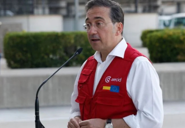 Suben a 50 los españoles fallecidos en el doble terremoto del #24Jun