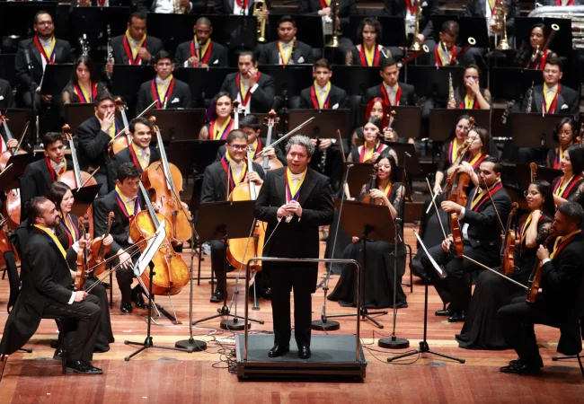 Venezuela brillará: Dudamel dirigirá a la Sinfónica Simón Bolívar y la Filarmónica de Nueva York en el show de medio tiempo de la final del Mundial 2026